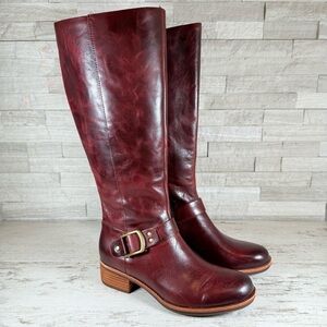 Kork-Ease Women's Carli Knee High Burnished Leather Riding Boot 6.5M Burgundy